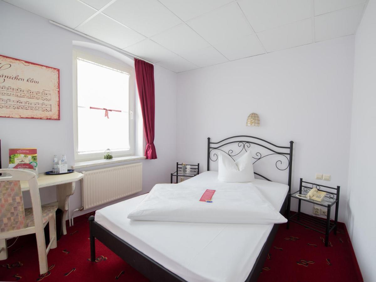 Hotel Zum Vetter Finsterwalde Zewnętrze zdjęcie